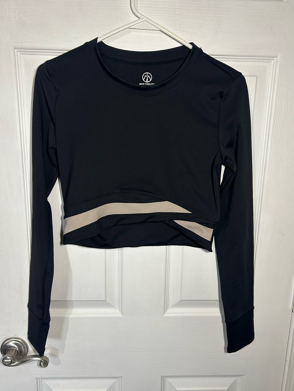 Move Theology Long Sleeve Black Crop Top Taupe Cross Stripe Thumb holes Sz Large